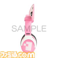 『勝利の女神：NIKKE』より作中デザインを忠実に再現したアリスのヘッドホンが予約受付中。アリス役の羊宮姫那さんによる12種の音声ガイダンスは全て新規収録