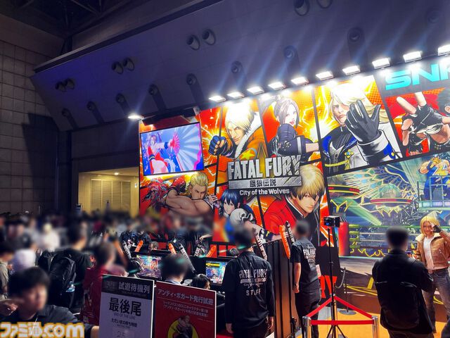 『餓狼伝説 CotW』アンディ試遊レビュー、旧作の愛に満ちた技の数々を紹介。EVO Japan 2025のSNKブースはえなこさん＆Akiさんのコスプレ撮影会や展示も大人気！