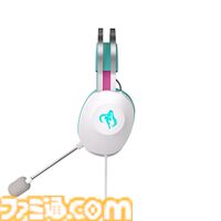 初音ミクとTUF Gamingのコラボゲーミングデバイスが6月中旬より発売。キーボード、マウス、マウスパッド、ヘッドセットの4種にて展開