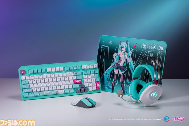 初音ミク×TUF Gamingのコラボゲーミングデバイスが6月中旬より発売。ミクのシグネチャーカラーが印象的なキーボード、マウス、マウスパッド、ヘッドセットの4種にて展開