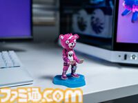 『アストロボット』『フォートナイト』『マインクラフト』などのマルチスタンドが発売。エビテンで本日（5/13）より予約受付が開始