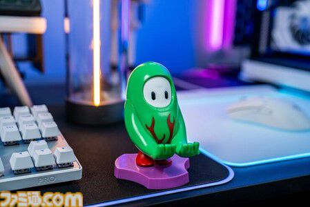 『アストロボット』『フォートナイト』『マインクラフト』などのマルチスタンドが発売。エビテンで本日（5/13）より予約受付が開始