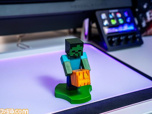 『アストロボット』『フォートナイト』『マインクラフト』などのマルチスタンドが発売。エビテンで本日（5/13）より予約受付が開始