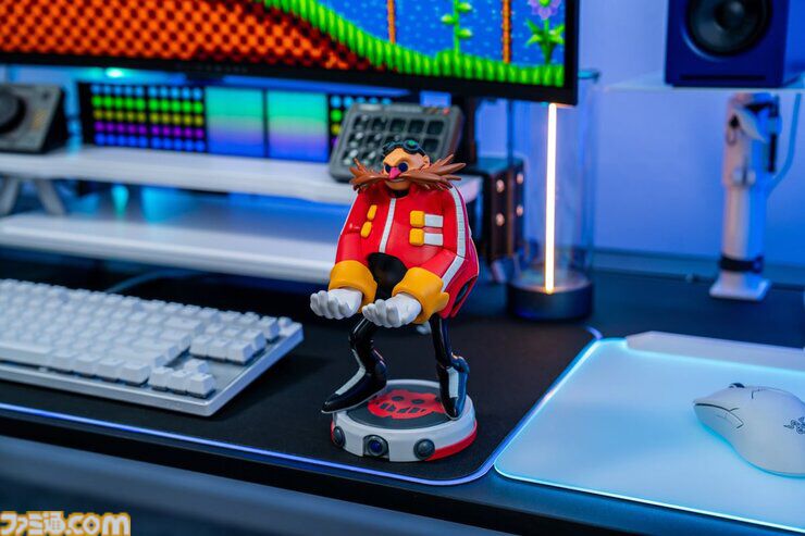 『アストロボット』『フォートナイト』『マインクラフト』などのマルチスタンドが発売。エビテンで本日（5/13）より予約受付が開始