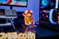 『アストロボット』『フォートナイト』『マインクラフト』などのマルチスタンドが発売。エビテンで本日（5/13）より予約受付が開始