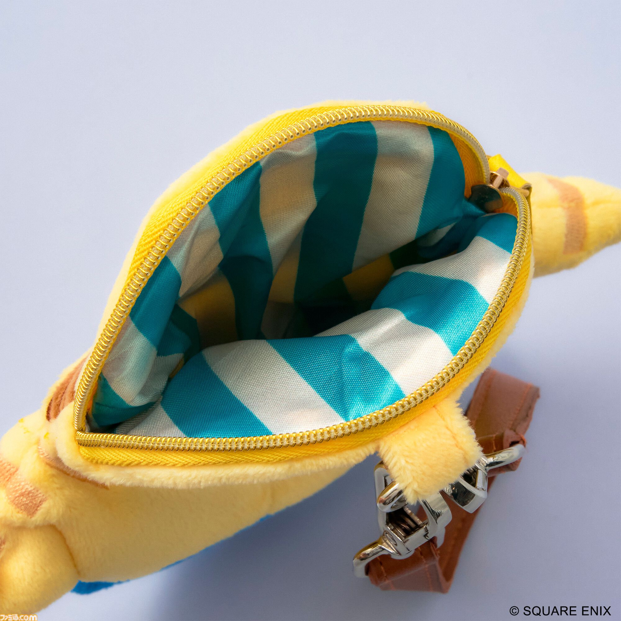 『FF9』ビビのマグカップが8月16日に発売。帽子型の蓋を外してほっと一息つけるかわいいデザイン。ぬいぐるみポーチや新規イラストのアクスタも