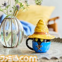 『FF9』ビビのマグカップが8月16日に発売。帽子型の蓋を外してほっと一息つけるかわいいデザイン。ぬいぐるみポーチや新規イラストのアクスタも