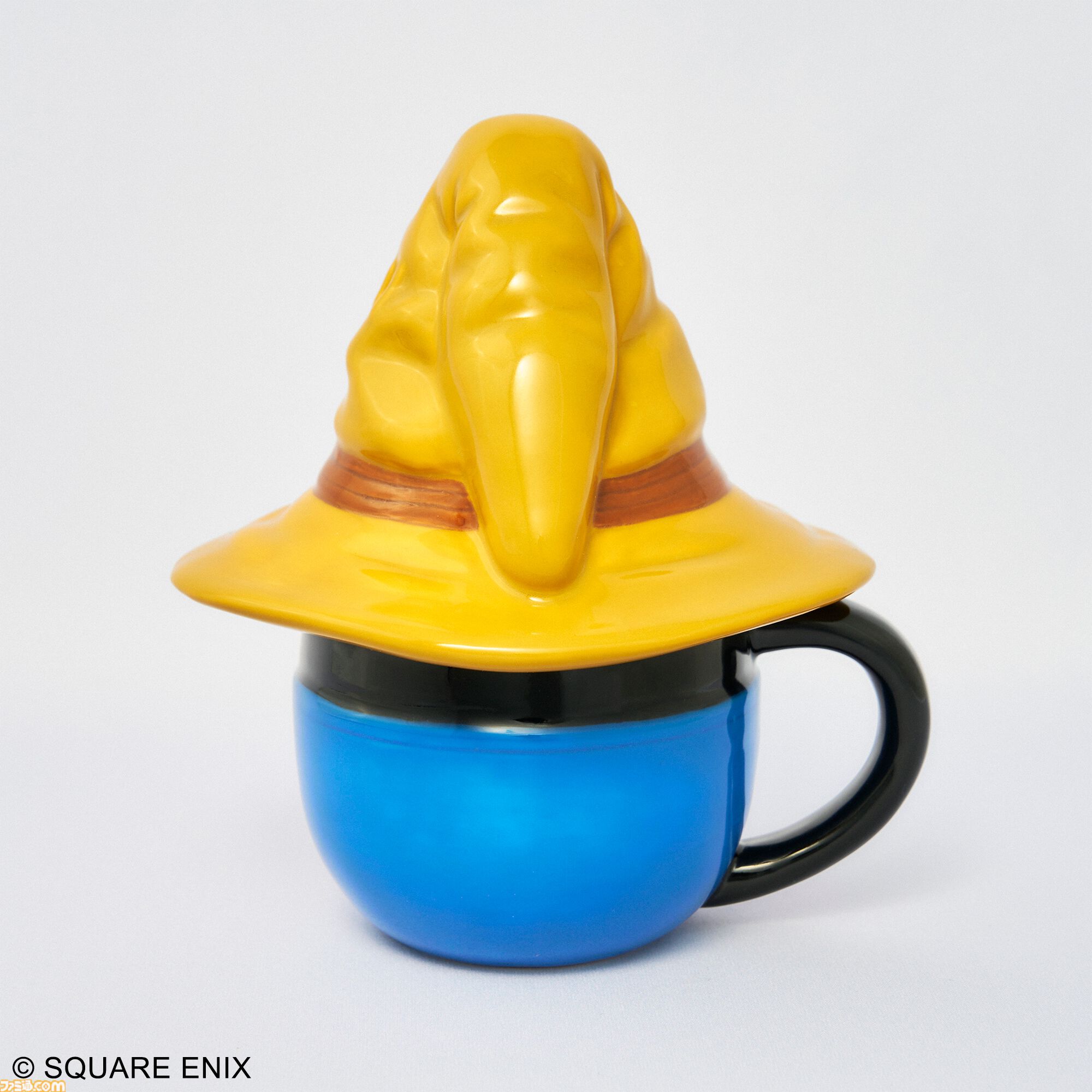 『FF9』ビビのマグカップが8月16日に発売。帽子型の蓋を外してほっと一息つけるかわいいデザイン。ぬいぐるみポーチや新規イラストのアクスタも