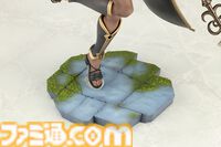 『ユニコーンオーバーロード』ロザリンデが1/7スケールでフィギュア化。しなやかなボディラインと気品を感じさせる美しい佇まいを再現。B2タペストリーも付属