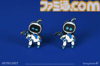 『アストロボット』躍動感あふれるアストロを描いたTシャツが登場。角度によって表情が変化するレンチキュラーピンバッジとあわせて本日（5/22）発売