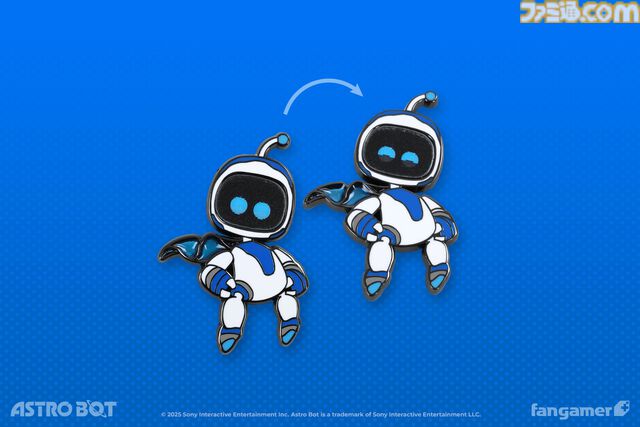 『アストロボット』躍動感あふれるアストロを描いたTシャツが登場。角度によって表情が変化するレンチキュラーピンバッジとあわせて本日（5/22）発売