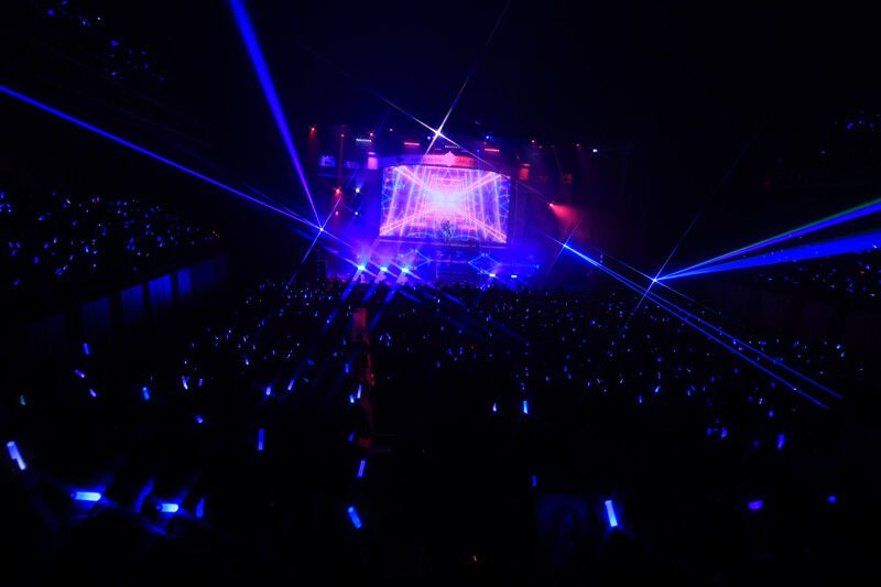 『学マス』1stライブ“Spotlight Star DAY1”リポート。美鈴新曲『Superlative』が初披露。Begraziaの『Star-mine』、Re;IRISの『雨上がりのアイリス』などのユニット曲に初星コミュの感動を呼び起こされるライブに
