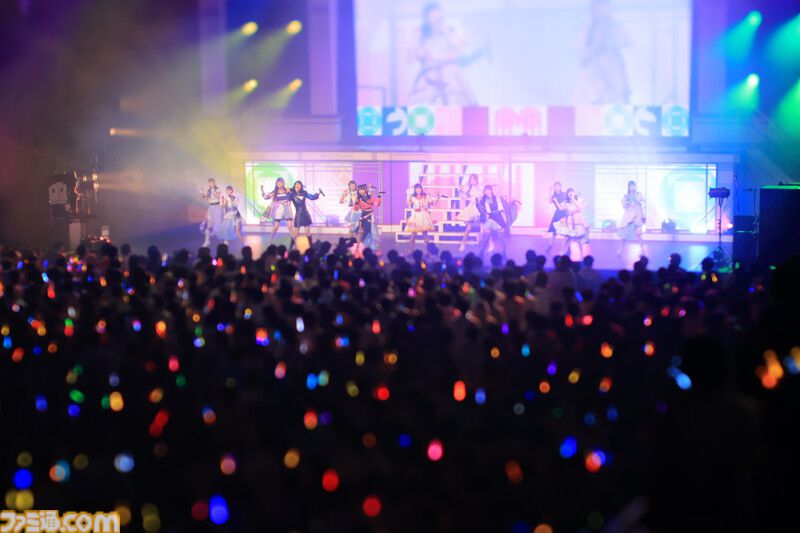 『学マス』1stライブ“Spotlight Star DAY1”リポート。美鈴新曲『Superlative』が初披露。Begraziaの『Star-mine』、Re;IRISの『雨上がりのアイリス』などのユニット曲に初星コミュの感動を呼び起こされるライブに