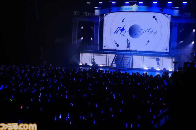 『学マス』1stライブ“Spotlight Star DAY2”リポート。佑芽の新曲『グースーピー』がサプライズ披露。リーリヤの『極光』などライブ初披露のソロ楽曲も多数あり、つぎへの楽しみが広がる公演に