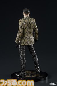 『龍が如く』冴島大河のスタチューフィギュアが10月に発売。刺青をあしらったミニ屏風がセガストア特典として付属。真島吾朗のフィギュアも再販決定