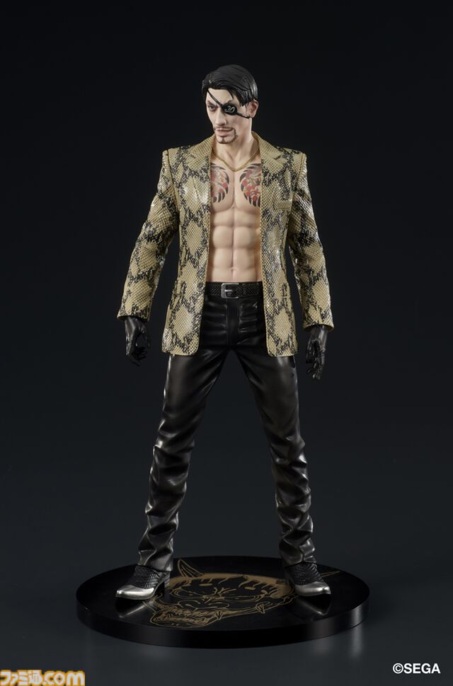 『龍が如く』冴島大河のスタチューフィギュアが10月に発売。刺青をあしらったミニ屏風がセガストア特典として付属。真島吾朗のフィギュアも再販決定