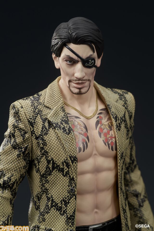 『龍が如く』冴島大河のスタチューフィギュアが10月に発売。刺青をあしらったミニ屏風がセガストア特典として付属。真島吾朗のフィギュアも再販決定