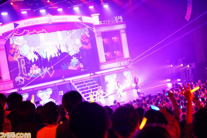『学マス』1stライブ“Harmony Star DAY1”リポート。千奈と広の絆を感じさせる新曲『みちなるみちなるひろがる』など初披露楽曲も。各アイドルの2ndシングル楽曲には、べつのアイドルたちがゲスト参加することで新たな魅力が！