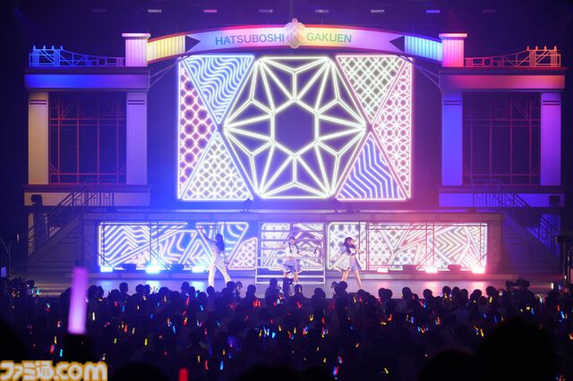 『学マス』1stライブ“Harmony Star DAY2”リポート。一番星たちが歌う『Our Chant』、清夏とリーリヤの新曲『ときめきエモーション』、激情の『カクシタワタシ』デュエットなど、情緒を激しく乱される、予測不可能な千秋楽に