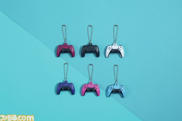 【PS5】コントローラーのミニチュアマスコットが7月下旬にガチャで発売。ホワイトを始め、コズミックレッドやスターライトブルーなど6種類が展開