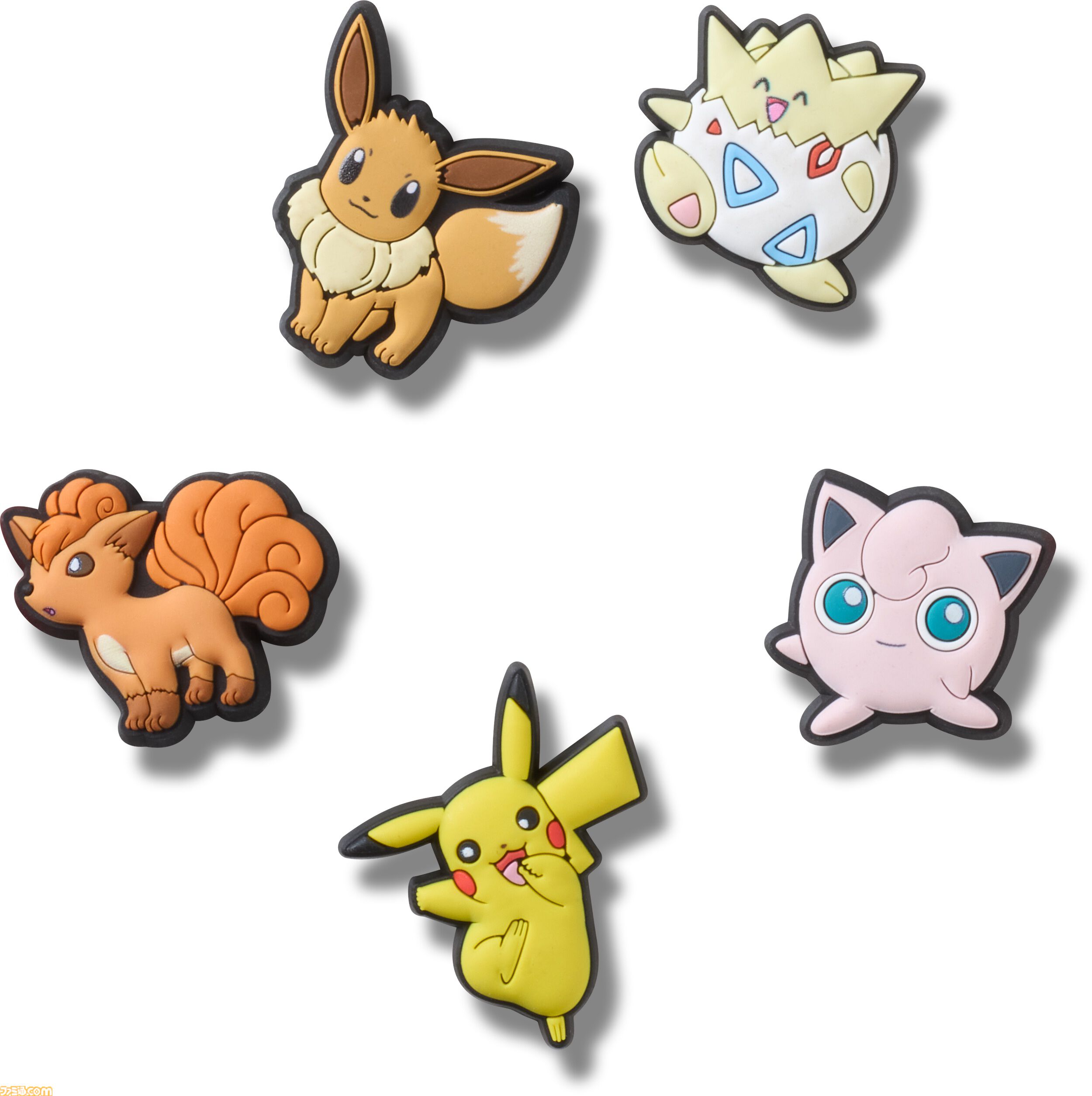『ポケモン』ピカチュウたちがプリントされたコラボクロックスが発売。リザードンとカメックスのクールなデザインからイーブイのキュートなアイテムまで登場