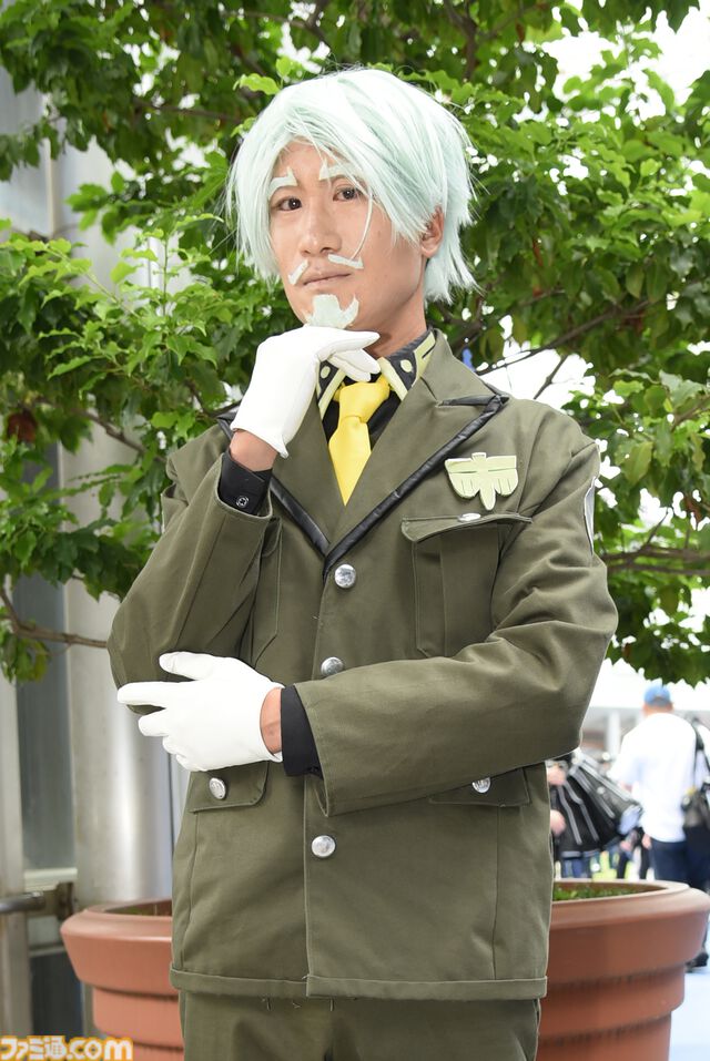 【コスプレ】『ガンダム ジークアクス』人間サイズの“赤いガンダム”やシャリア・ブル、『逆転裁判』ヒロイン、バニー衣装の『ダンガンロンパ』江ノ島盾子らも参戦！ 初開催の“コスサミパーティー”を沸かせたコスプレイヤーたち