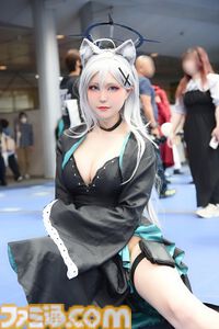 【コスプレ】『ガンダム ジークアクス』人間サイズの“赤いガンダム”やシャリア・ブル、『逆転裁判』ヒロイン、バニー衣装の『ダンガンロンパ』江ノ島盾子らも参戦！ 初開催の“コスサミパーティー”を沸かせたコスプレイヤーたち