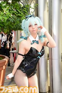 【コスプレ】『ガンダム ジークアクス』人間サイズの“赤いガンダム”やシャリア・ブル、『逆転裁判』ヒロイン、バニー衣装の『ダンガンロンパ』江ノ島盾子らも参戦！ 初開催の“コスサミパーティー”を沸かせたコスプレイヤーたち