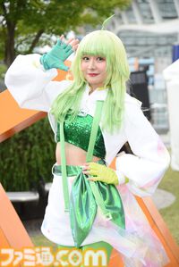 【コスプレ】『ガンダム ジークアクス』人間サイズの“赤いガンダム”やシャリア・ブル、『逆転裁判』ヒロイン、バニー衣装の『ダンガンロンパ』江ノ島盾子らも参戦！ 初開催の“コスサミパーティー”を沸かせたコスプレイヤーたち