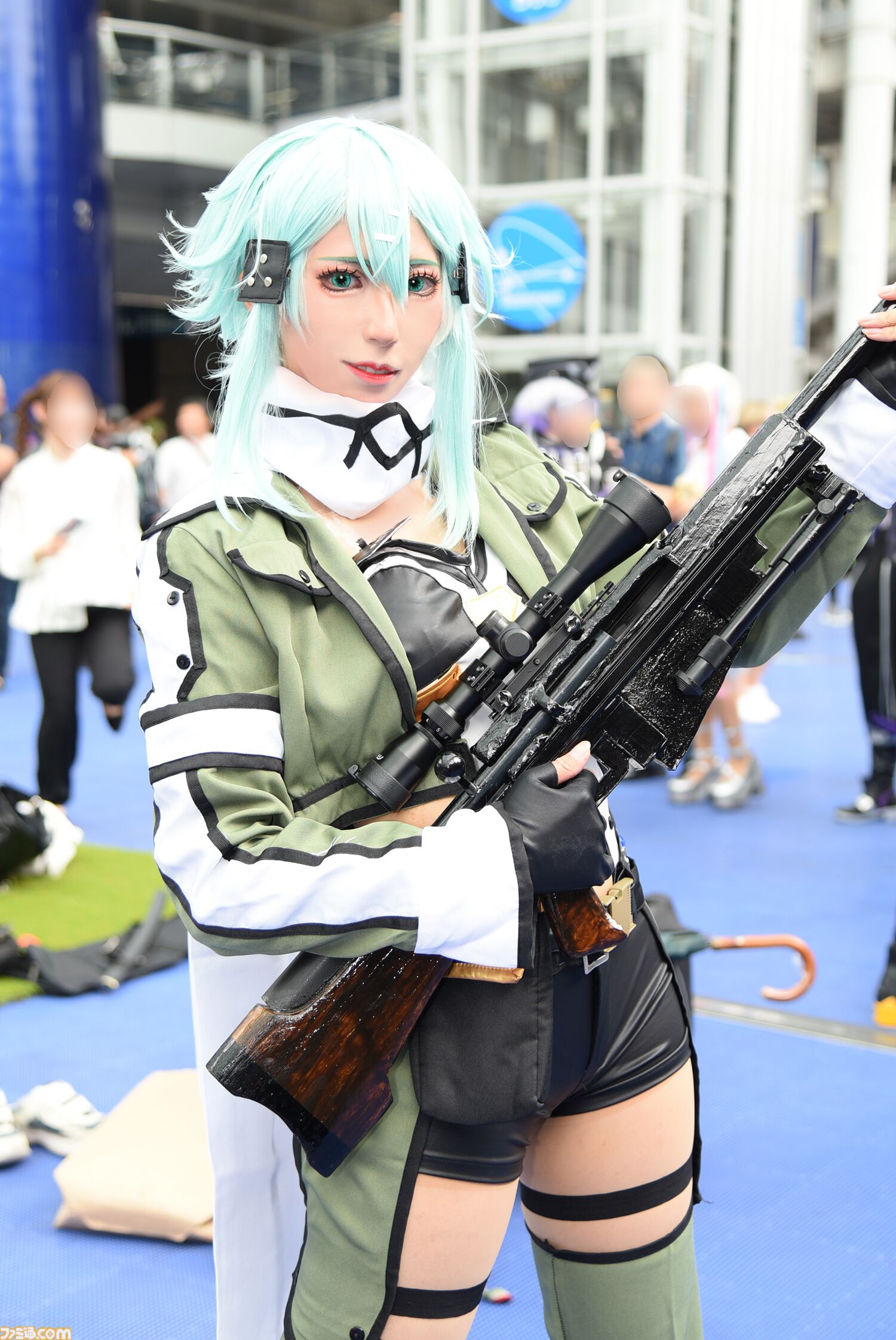 画像ページ (21/30) 【コスプレ】『ガンダム ジークアクス』赤い