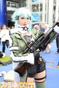 【コスプレ】『ガンダム ジークアクス』人間サイズの“赤いガンダム”やシャリア・ブル、『逆転裁判』ヒロイン、バニー衣装の『ダンガンロンパ』江ノ島盾子らも参戦！ 初開催の“コスサミパーティー”を沸かせたコスプレイヤーたち