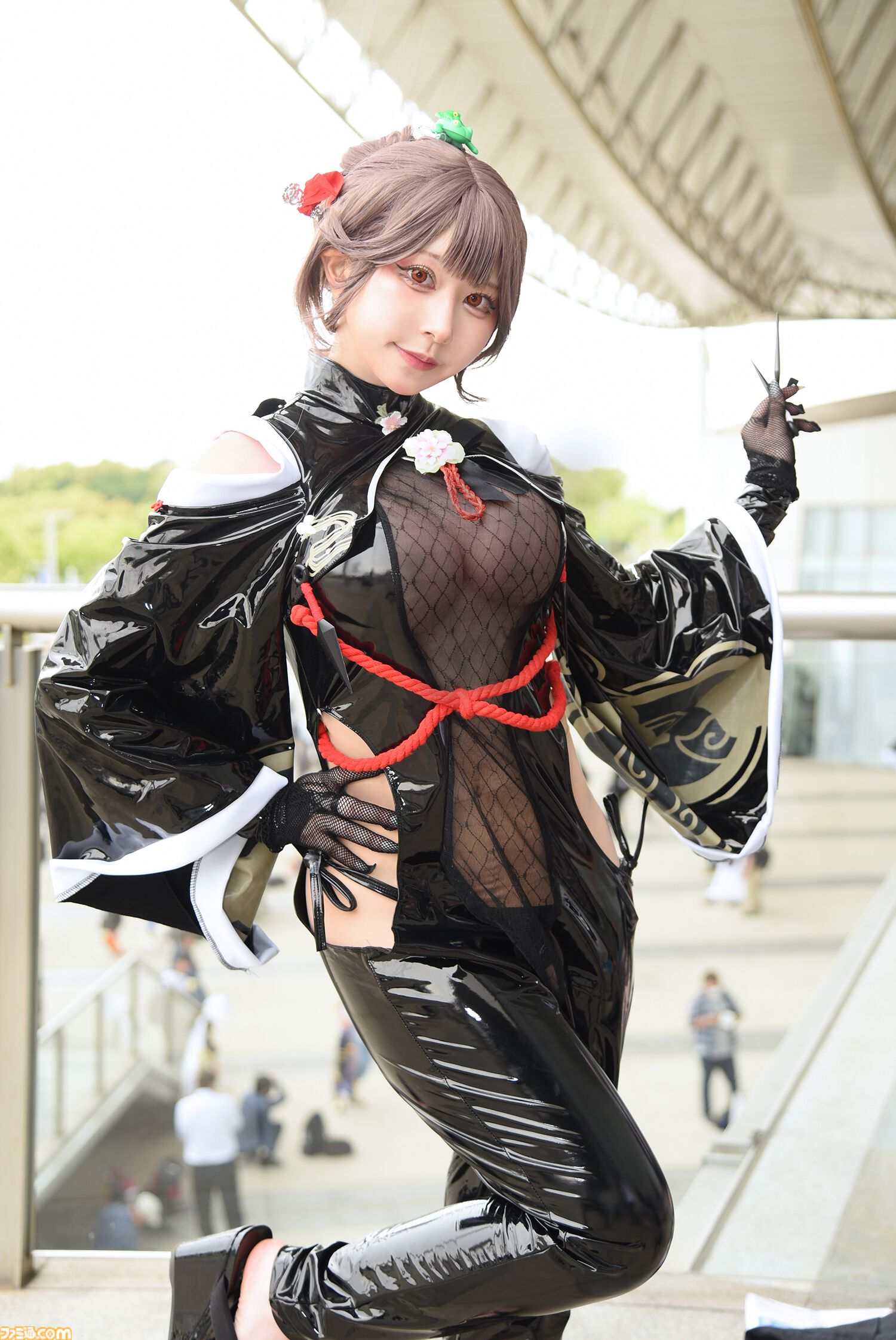 画像ページ (1/34) 【コスプレ】『NIKKE』『ブルアカ』『原神