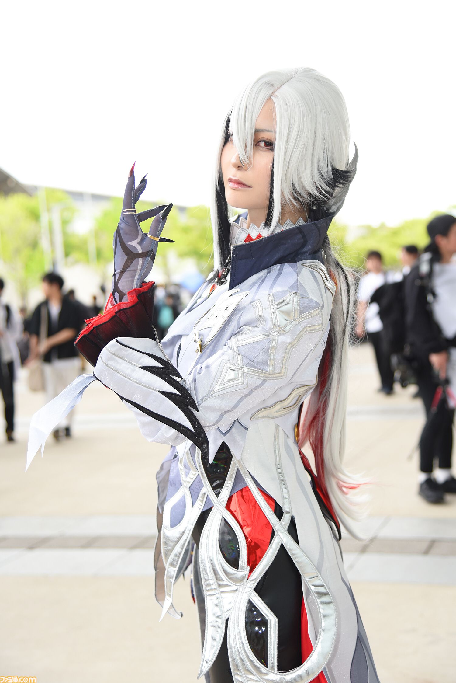 画像ページ (25/34) 【コスプレ】『NIKKE』『ブルアカ』『原神