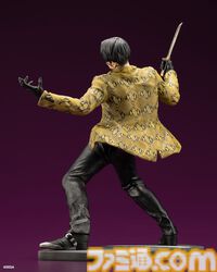 『龍が如く』真島吾朗の1/6スケールフィギュアが登場。大迫力の狂気溢れる戦闘シーンを再現。セガストア特典として東城会本部の布ポスターが付属する
