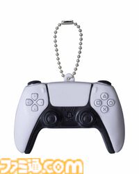 プレステ歴代コントローラーがミニチュア化。再生ボタンを押すとおなじみのゲームスタート音声が流れる！【PlayStation】
