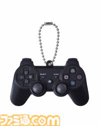 プレステ歴代コントローラーがミニチュア化。再生ボタンを押すとおなじみのゲームスタート音声が流れる！【PlayStation】