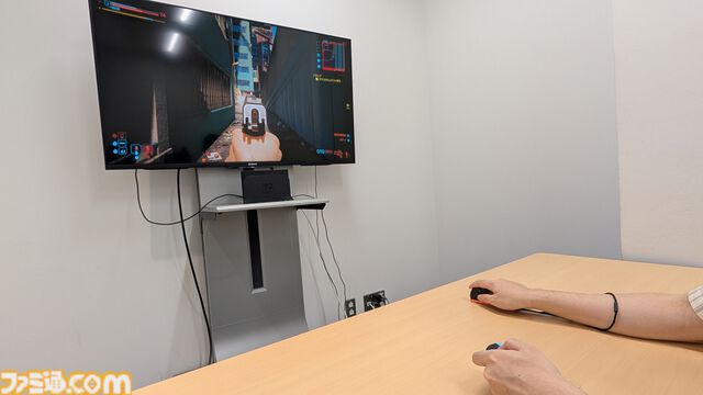 Switch2版『サイバーパンク2077』をマウスモードでプレイしたらエイムが快適すぎた。ジェスチャーで回復やリロードを行うモーション操作も直感的に動かせて便利