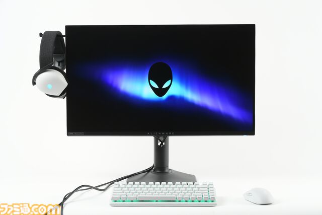 Alienwareゲーミングモニター“AW2725QF”レビュー。4K/180Hz／FHD/360Hz をワンボタンで切り替え可能。PS5 Proで『モンハンワイルズ』を遊んだら大迫力！