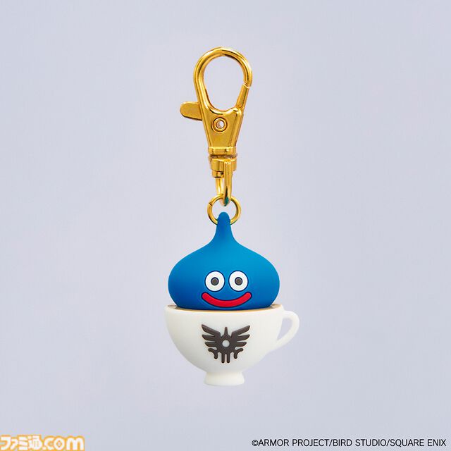 『ドラクエ』食べるコマンドを選びたくなる“はぐレモンのオムライス”などの新メニューが“純喫茶スライム”に追加。喫茶グラスやコースターなども登場