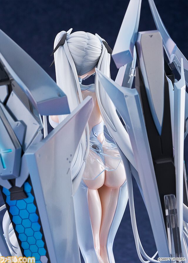 『NIKKE』シンデレラの1/7スケールフィギュアが2026年8月に発売。儚げな表情と美しい立ち姿、大胆な衣装、専用武器を再現。エビテン限定特典はディスプレイクロス