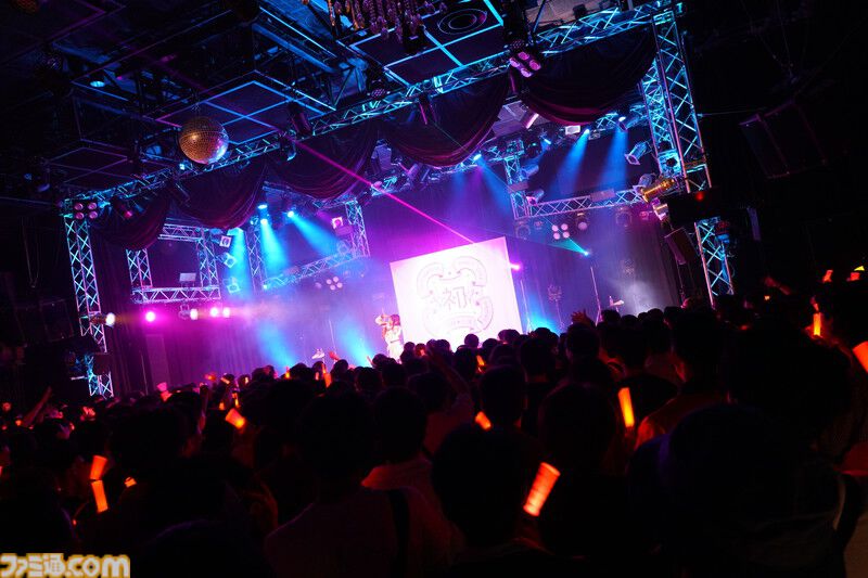 『学マス』デビューライブツアー“初陣追加公演”（新宿）リポート。佑芽の新曲『金の斧、銀の斧、エメラルドの斧』が初披露。Begraziaが初ツアーのフィナーレと2年目の“初陣”を飾る