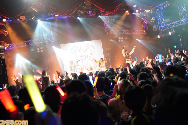 『学マス』デビューライブツアー“初陣追加公演”（新宿）リポート。佑芽の新曲『金の斧、銀の斧、エメラルドの斧』が初披露。Begraziaが初ツアーのフィナーレと2年目の“初陣”を飾る