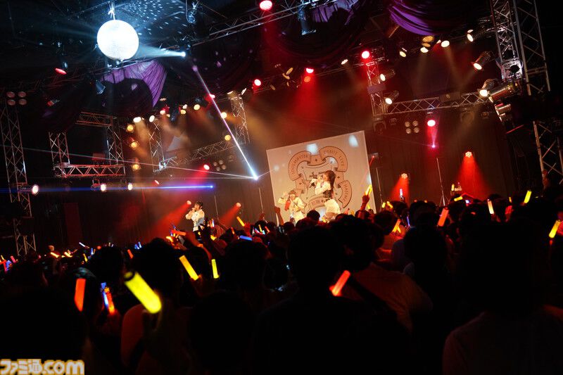 『学マス』デビューライブツアー“初陣追加公演”（新宿）リポート。佑芽の新曲『金の斧、銀の斧、エメラルドの斧』が初披露。Begraziaが初ツアーのフィナーレと2年目の“初陣”を飾る