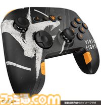 『バーチャファイター』デザインのPC用ゲームパッドが発売決定。正面のボタンは4ボタンと6ボタンの2パターンが発売
