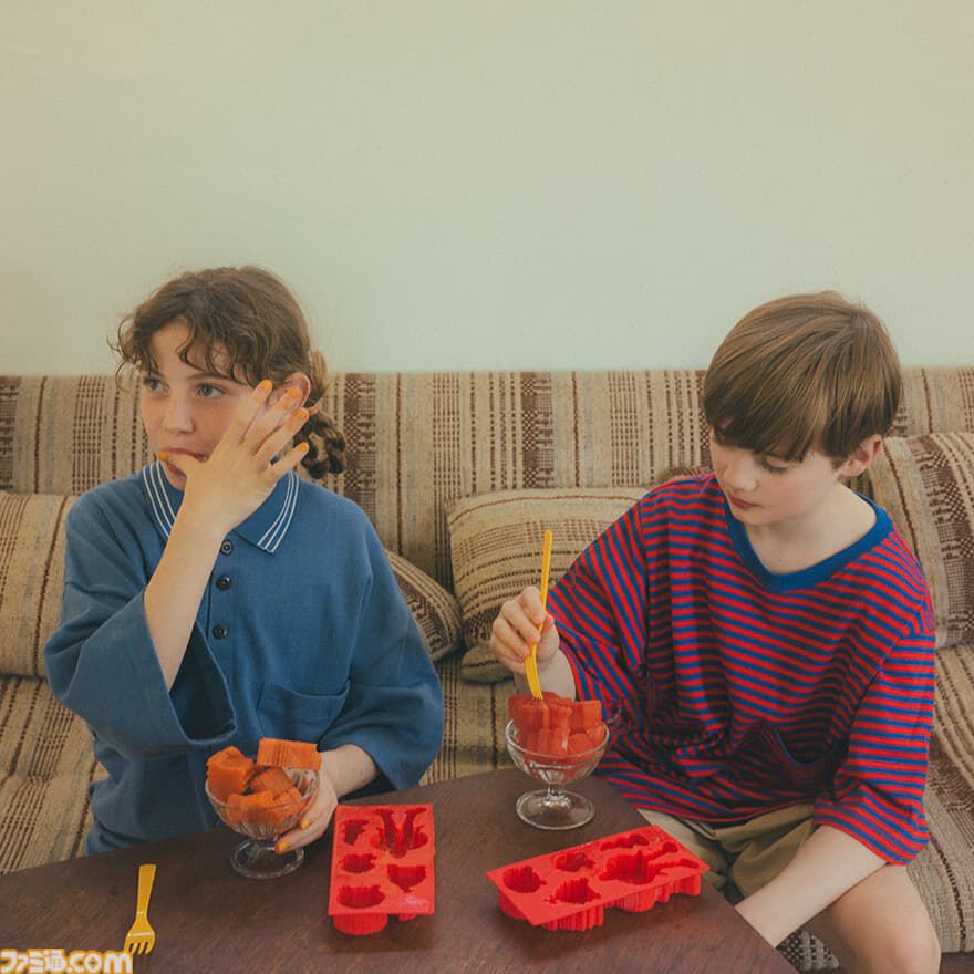 『MOTHER2』どせいさんアイスを作れるアイストレー、サマーズのビーサンなどが登場。夏にぴったりな新グッズが7月17日より発売