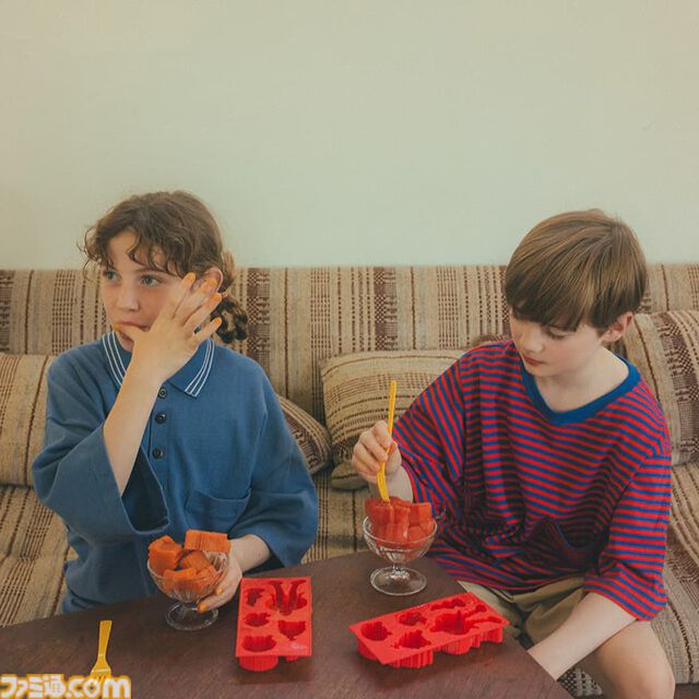 『MOTHER2』どせいさんアイスを作れるアイストレー、サマーズのビーサンなどが登場。夏にぴったりな新グッズが7月17日より発売