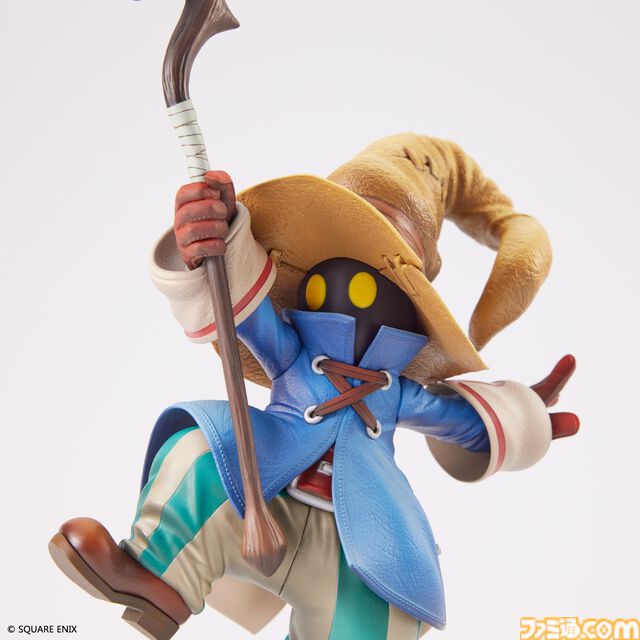 『FF9』発売25周年を記念したビビ・オルニティアのフォルミズムフィギュアが11月29日に発売。とんがり帽子や杖などの質感を再解釈し立体化