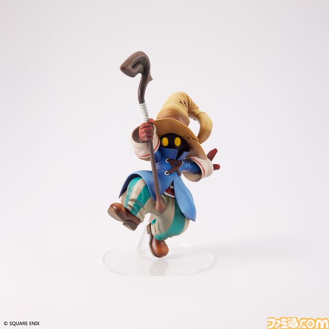 『FF9』発売25周年を記念したビビ・オルニティアのフォルミズムフィギュアが11月29日に発売。とんがり帽子や杖などの質感を再解釈し立体化