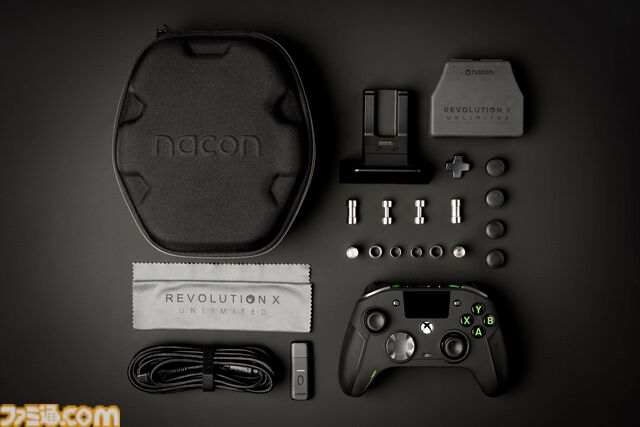 カスタマイズ用液晶画面が付いたXbox/PC⽤コントローラーが本日（7/10）発売。有線・無線ともに低遅延。FPS特化の入力機能付き