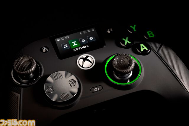 カスタマイズ用液晶画面が付いたXbox/PC⽤コントローラーが本日（7/10）発売。有線・無線ともに低遅延。FPS特化の入力機能付き